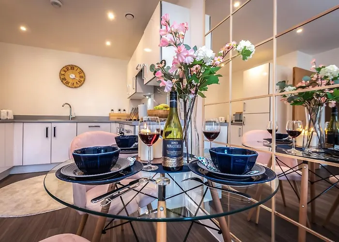 Price - Contact Us -cityscape Beautiful In The Heart Of The Action *
