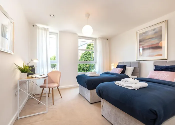 Appartamento Price - Contact Us -cityscape Beautiful In The Heart Of The Action *