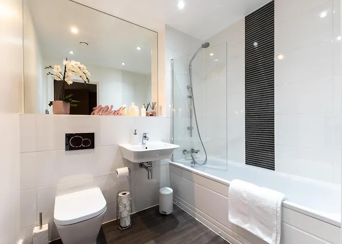 Price - Contact Us -cityscape Beautiful In The Heart Of The Action *