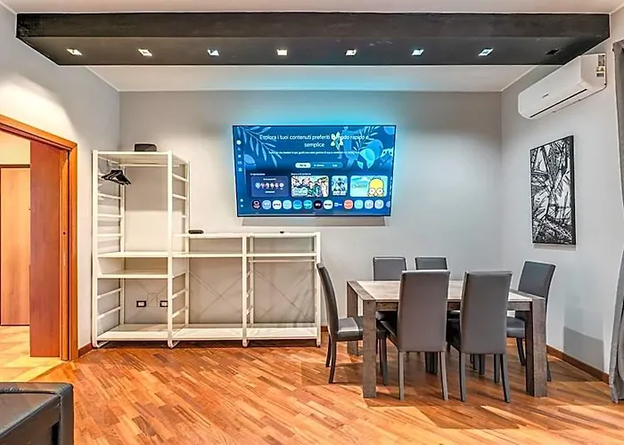 Price - Contact Us -cityscape Beautiful In The Heart Of The Action Appartamento